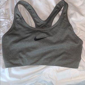 gray nike sports bra